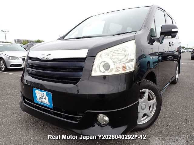 2009 Toyota Noah