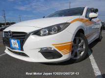 2015 Mazda Axela