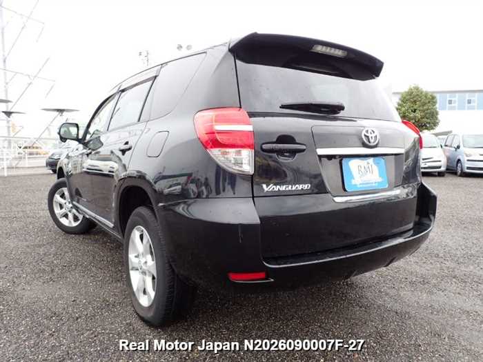 Toyota Vanguard 2012 photo 3