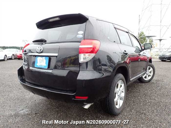 Toyota Vanguard 2012 photo 4