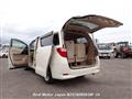 2011 Toyota Alphard