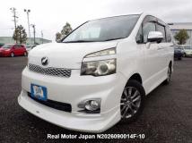 2010 Toyota Voxy
