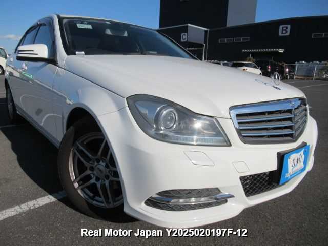 Mercedes-Benz C-Class 2012 photo 2