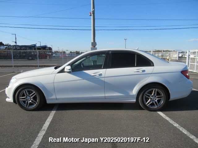 Mercedes-Benz C-Class 2012 photo 3