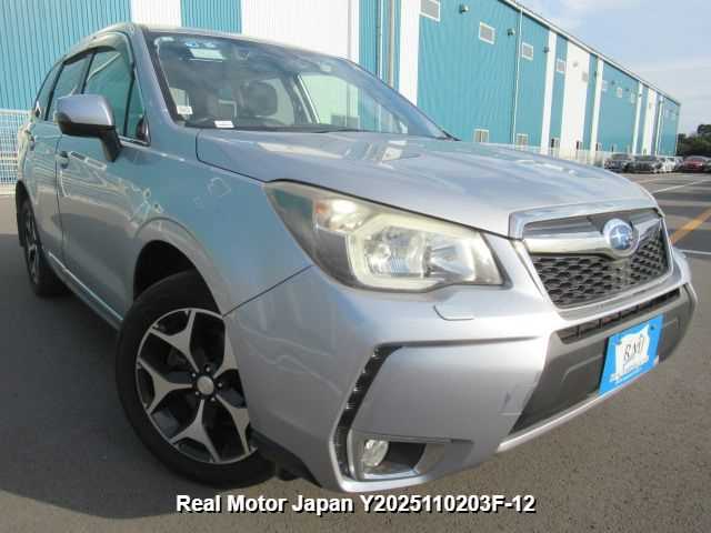 Subaru Forester 2014 photo 2