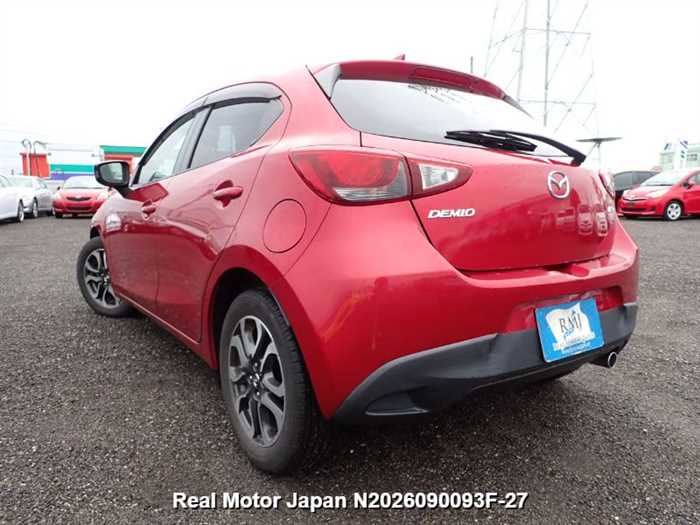 Mazda Demio 2016 photo 3
