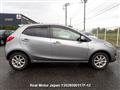 2013 Mazda Demio