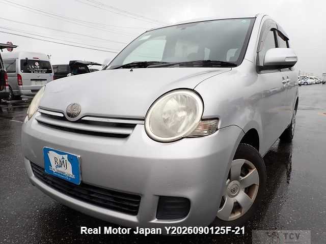 2010 Toyota Sienta