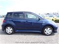 2004 Toyota IST