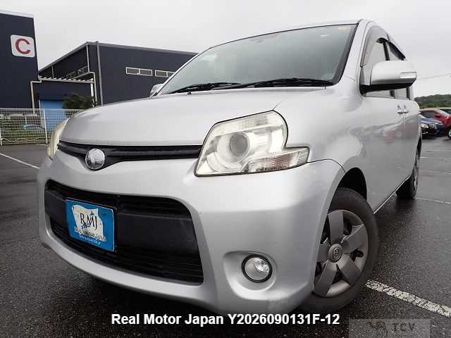 2013 Toyota Sienta