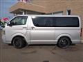 2004 Toyota Hiace Van
