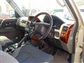 2006 Mitsubishi Pajero