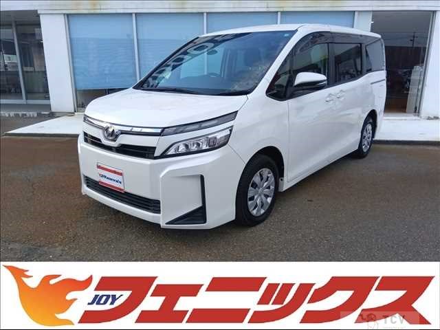 2017 Toyota Voxy