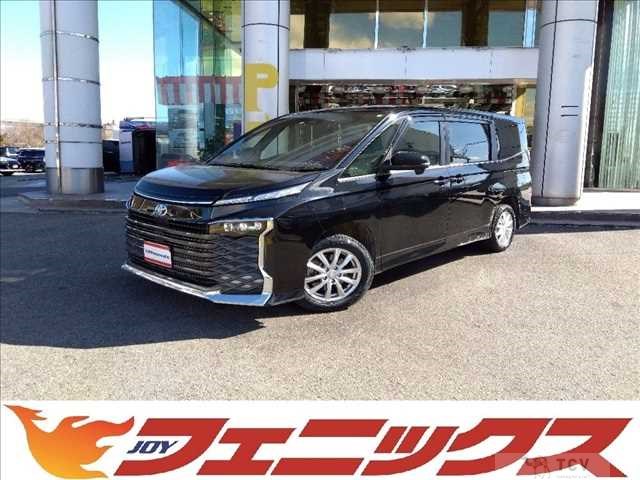 2022 Toyota Voxy