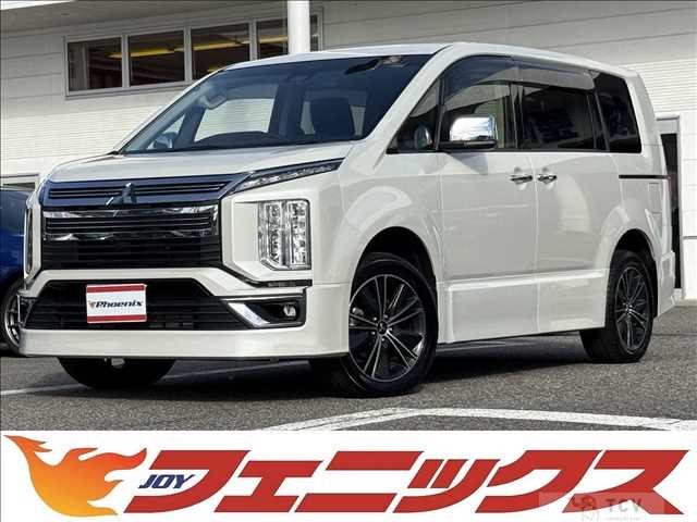 2019 Mitsubishi Delica D5