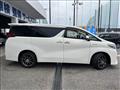 2017 Toyota Alphard Hybrid
