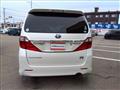 2013 Toyota Alphard Hybrid