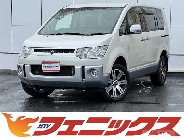 2011 Mitsubishi Delica D5