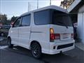 2000 Daihatsu Atrai 7