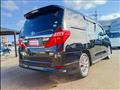 2013 Toyota Alphard Hybrid