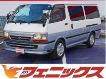 2004 Toyota Hiace Van