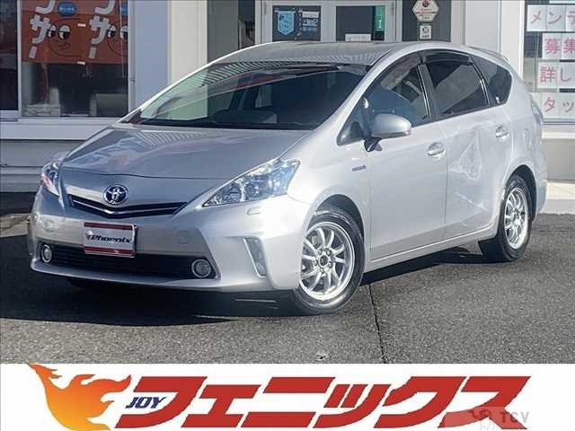 2012 Toyota PRIUS α