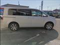 2011 Mitsubishi Delica D5