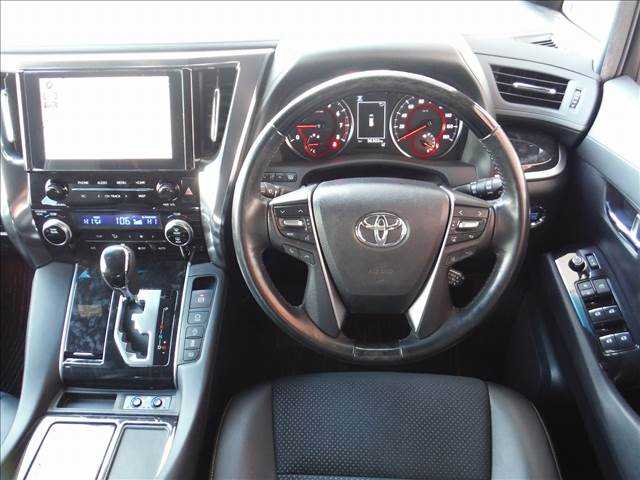 Toyota Alphard 2021 — миниатюра 4