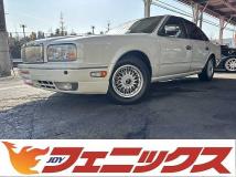 2001 Nissan President