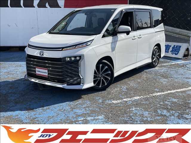 2022 Toyota Voxy