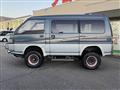 1993 Mitsubishi Delica Starwagon