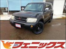2004 Mitsubishi Pajero