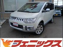 2016 Mitsubishi Delica D5