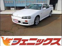 1999 Nissan Skyline