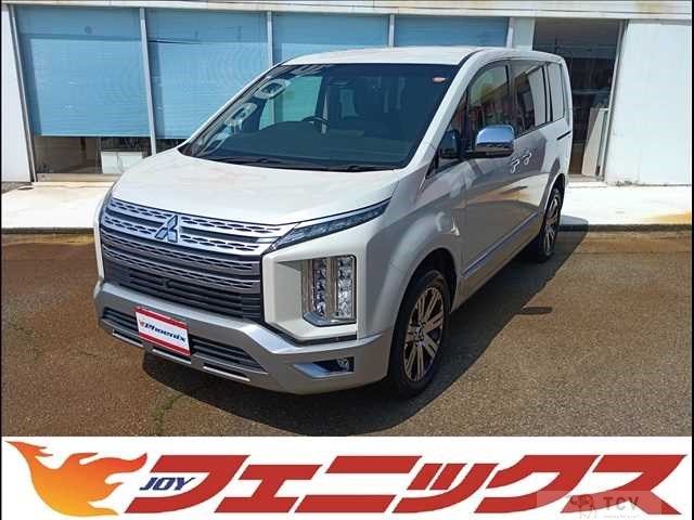 2019 Mitsubishi Delica D5