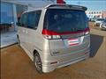 2011 Mitsubishi Delica D2