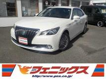 2016 Toyota Crown Majesta
