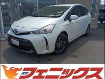 2015 Toyota PRIUS α