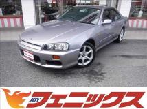 1999 Nissan Skyline