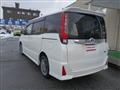 2016 Toyota Noah