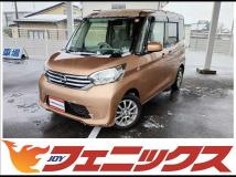 2014 Nissan ROOX