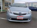 2013 Toyota PRIUS α