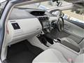 2013 Toyota PRIUS α