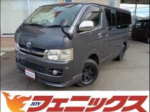 2009 Toyota Hiace Van