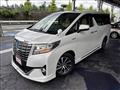 2015 Toyota Alphard Hybrid