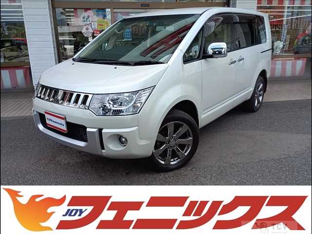 2014 Mitsubishi Delica D5