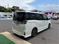 2021 Toyota Voxy