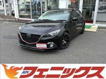 2014 Mazda Axela