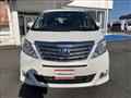 2014 Toyota Alphard Hybrid