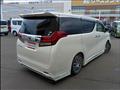 2017 Toyota Alphard
